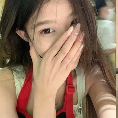 踏浪女人
